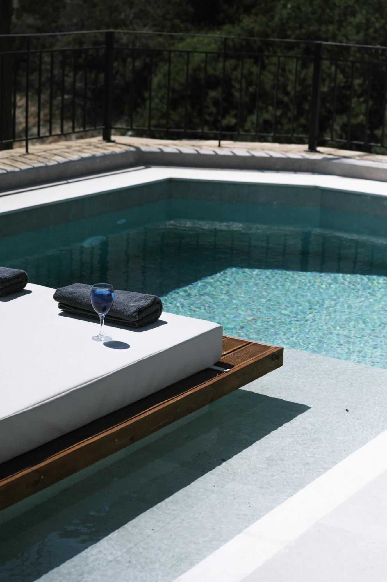 Matala Bay In Style Apartments Bagian luar foto